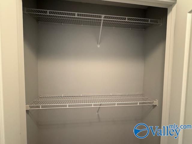 5033 Valley Cove Drive, Owens Cross Roads, AL 35763