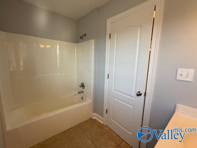 5033 Valley Cove Drive, Owens Cross Roads, AL 35763