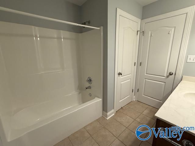 5033 Valley Cove Drive, Owens Cross Roads, AL 35763