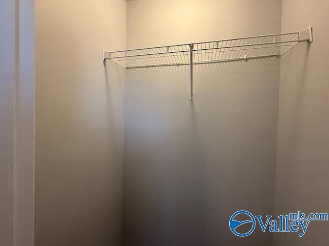 5033 Valley Cove Drive, Owens Cross Roads, AL 35763