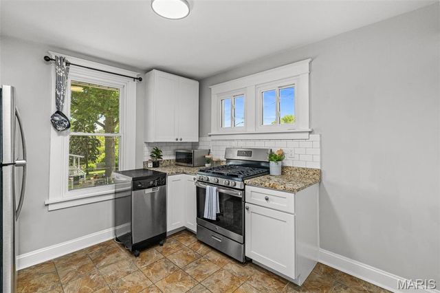 7700 Lovella Avenue, St Louis, MO 63117