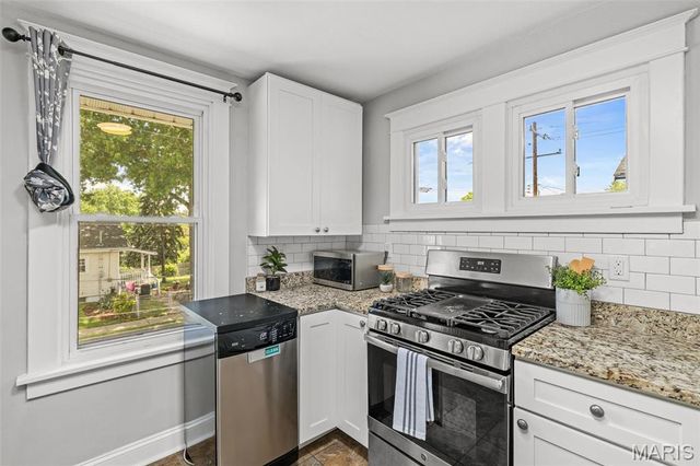 7700 Lovella Avenue, St Louis, MO 63117