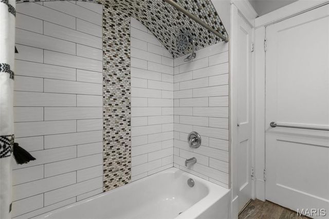 7700 Lovella Avenue, St Louis, MO 63117