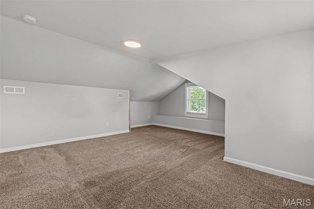 7700 Lovella Avenue, St Louis, MO 63117