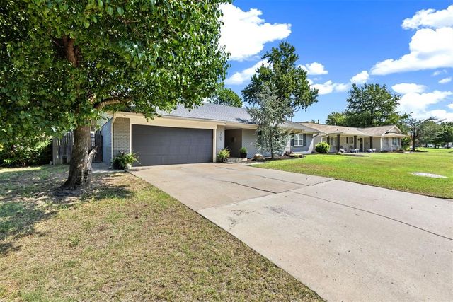 3105 Somerset Place, Oklahoma City, OK 73116
