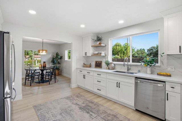 3536 Bankhead Rd, Loomis, CA 95650