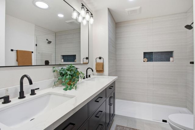 3536 Bankhead Rd, Loomis, CA 95650