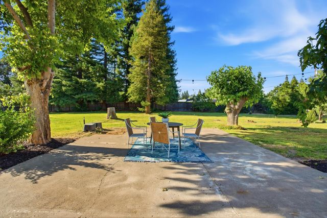 3536 Bankhead Rd, Loomis, CA 95650