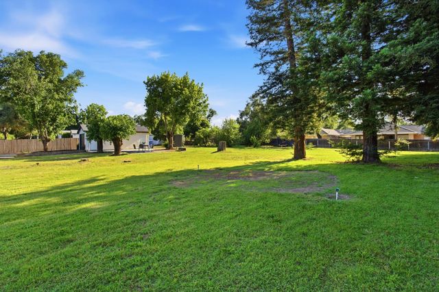 3536 Bankhead Rd, Loomis, CA 95650
