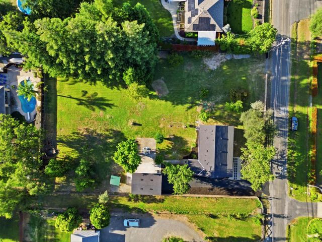 3536 Bankhead Rd, Loomis, CA 95650