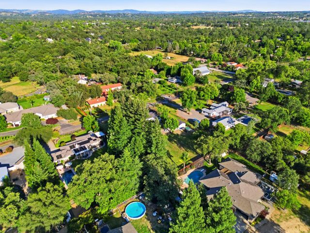 3536 Bankhead Rd, Loomis, CA 95650