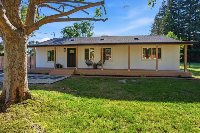3536 Bankhead Rd, Loomis, CA 95650