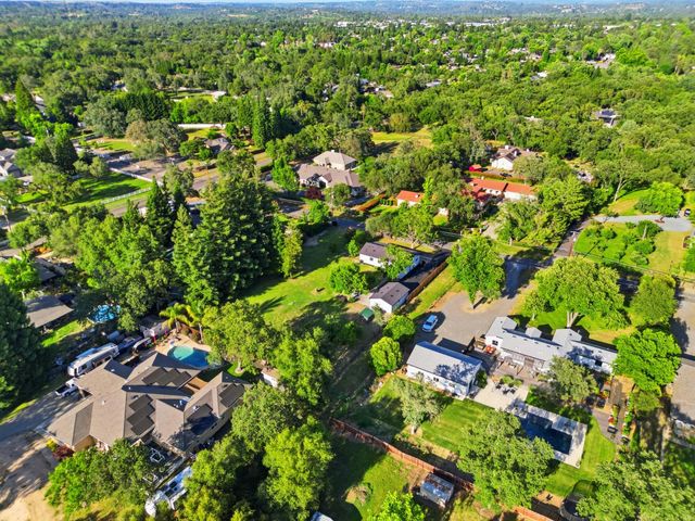 3536 Bankhead Rd, Loomis, CA 95650