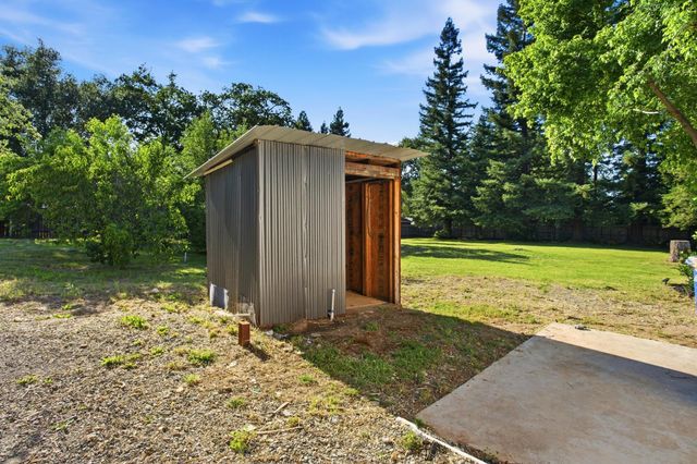 3536 Bankhead Rd, Loomis, CA 95650