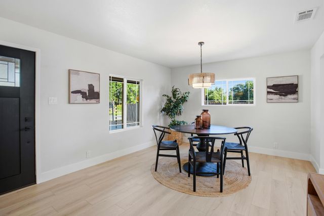 3536 Bankhead Rd, Loomis, CA 95650