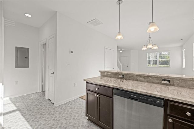 2801 Baldwin DR, Chesapeake, VA 23321