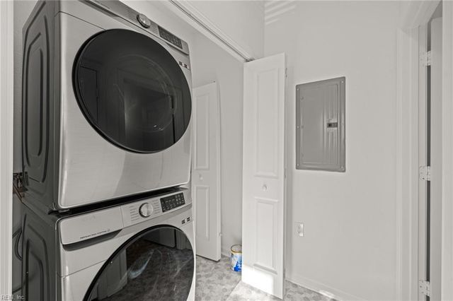 2801 Baldwin DR, Chesapeake, VA 23321