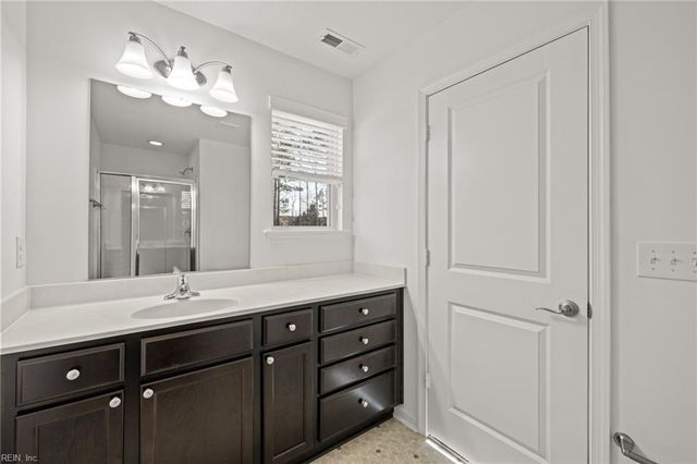 2801 Baldwin DR, Chesapeake, VA 23321