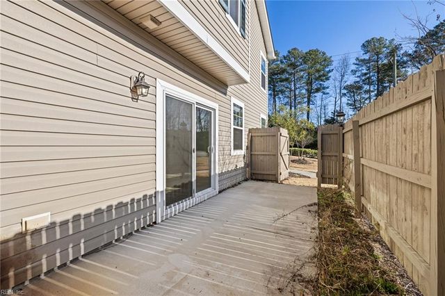 2801 Baldwin DR, Chesapeake, VA 23321