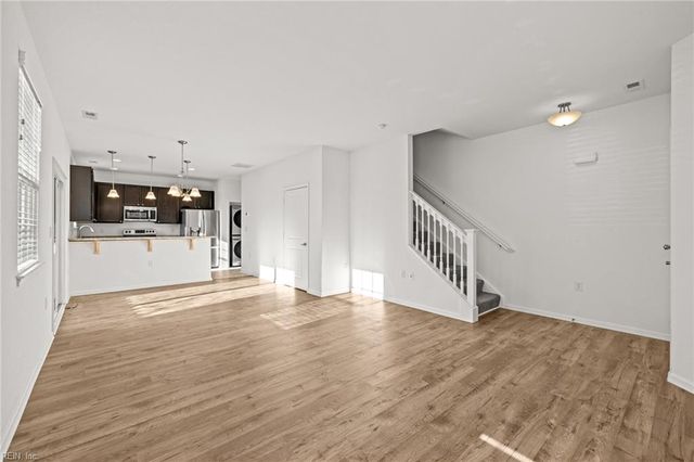 2801 Baldwin DR, Chesapeake, VA 23321