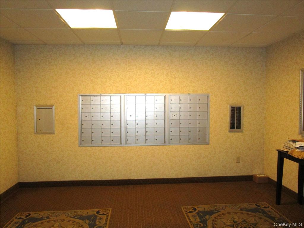 40 Daley Place 126, Lynbrook, NY 11563 — photo 4