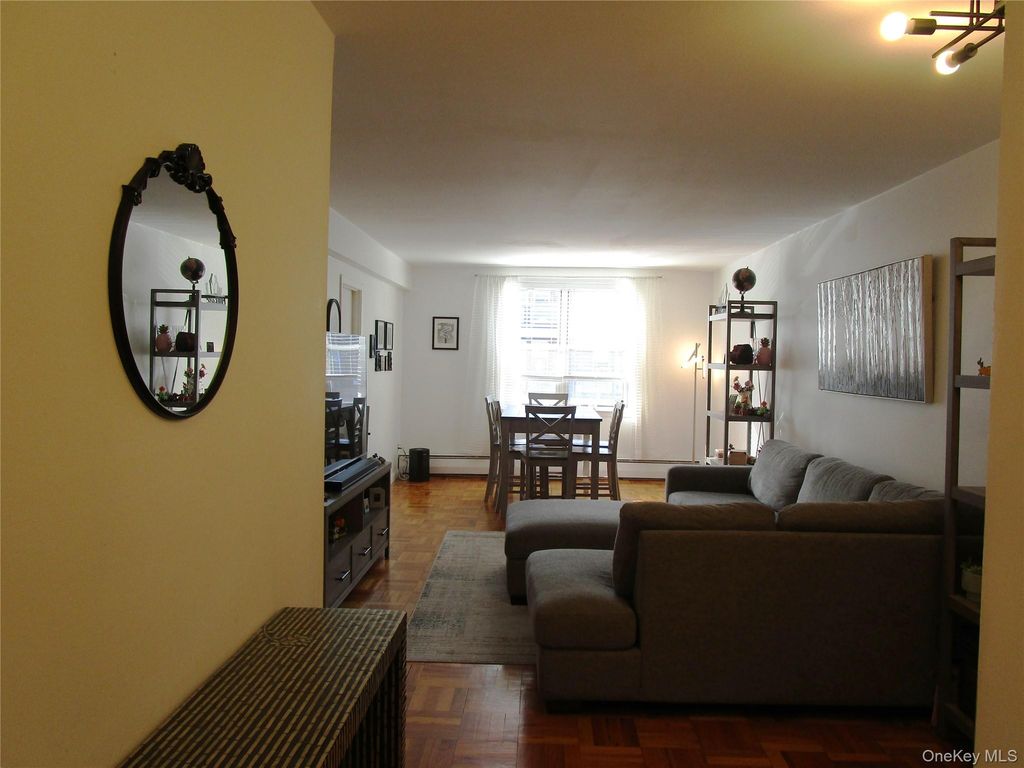40 Daley Place 126, Lynbrook, NY 11563 — photo 5