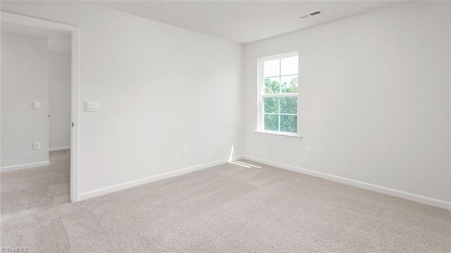 104 Lauder Trace, Jamestown, NC 27282