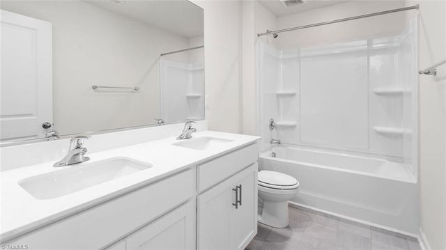 104 Lauder Trace, Jamestown, NC 27282