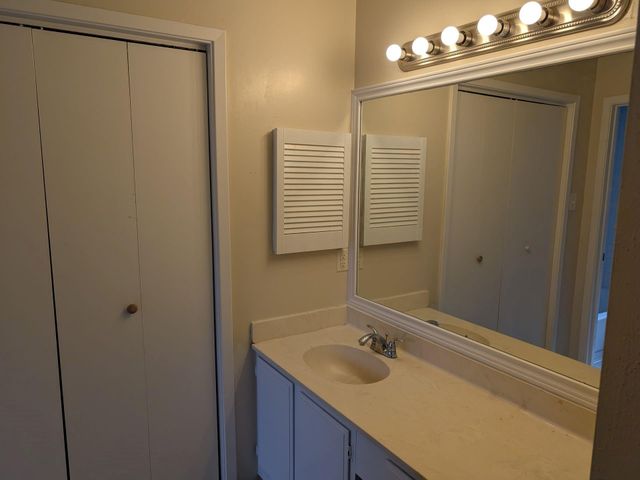 10607 Staghill Drive, Houston, TX 77064