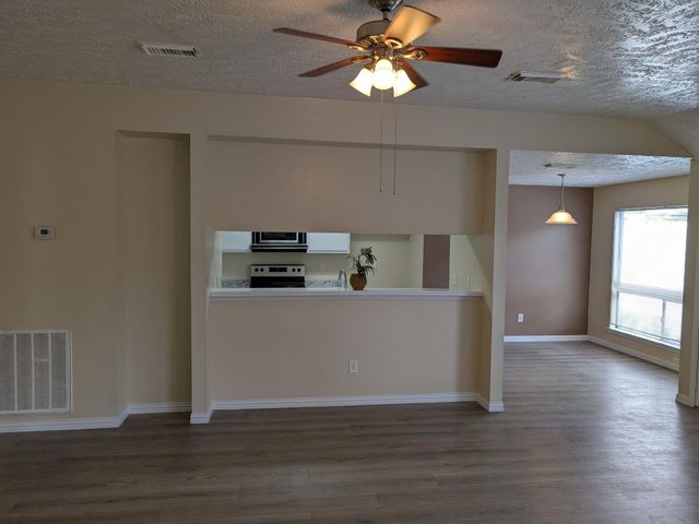 10607 Staghill Drive, Houston, TX 77064