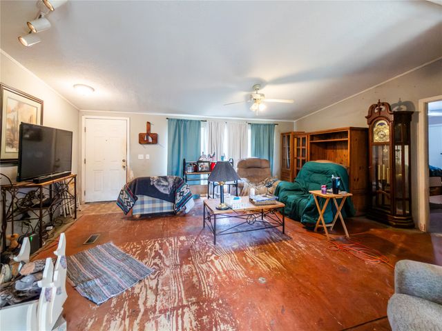 166 Private Road 1387, Morgan, TX 76671