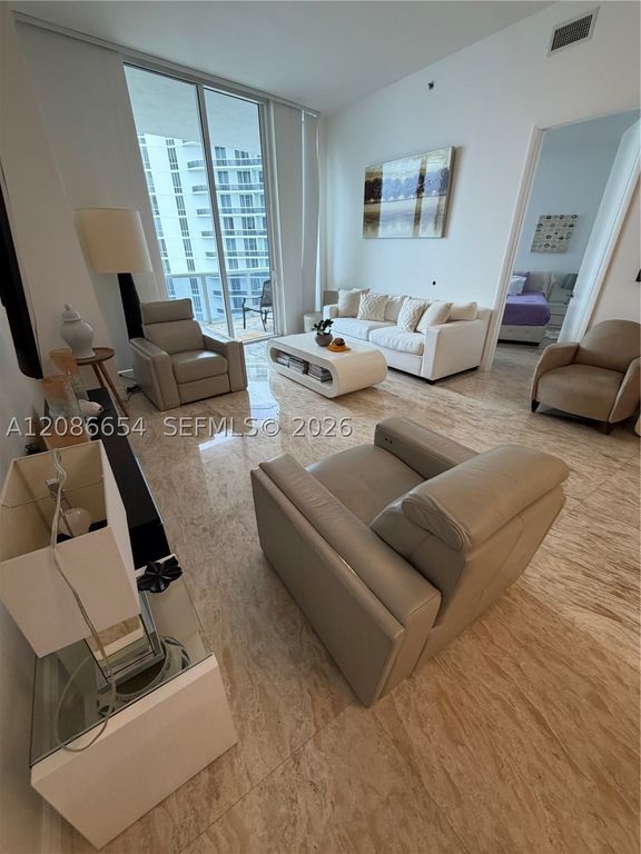 15901 Collins Ave 3707, Sunny Isles Beach, FL 33160