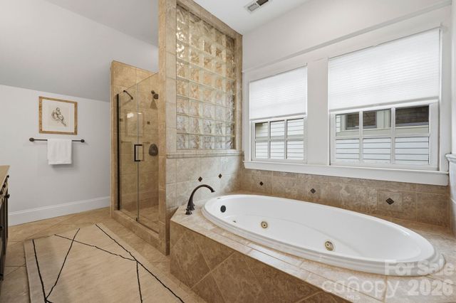 1815 DeArmon Drive, Charlotte, NC 28205