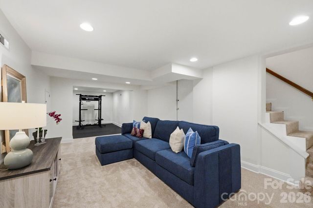 1815 DeArmon Drive, Charlotte, NC 28205