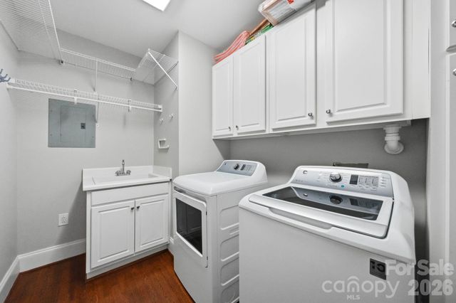 1815 DeArmon Drive, Charlotte, NC 28205
