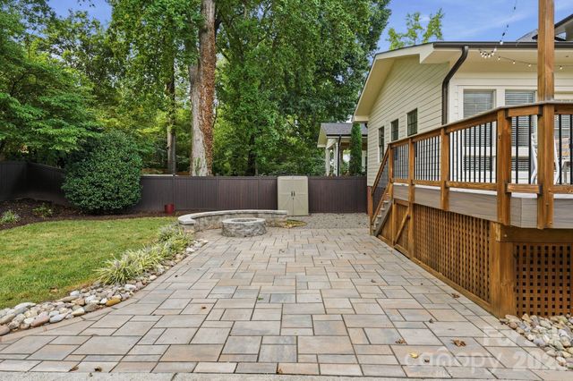 1815 DeArmon Drive, Charlotte, NC 28205