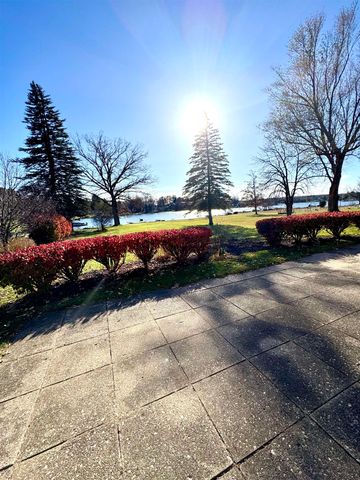 Address unavailable.