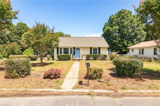 214 Moon Street, Thomasville, NC 27360