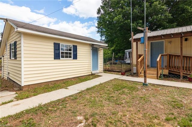 214 Moon Street, Thomasville, NC 27360