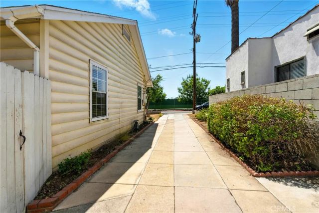 1156 Concord Street, Glendale, CA 91202