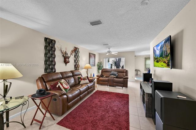 6767 Duval Ave, West Palm Beach, FL 33411