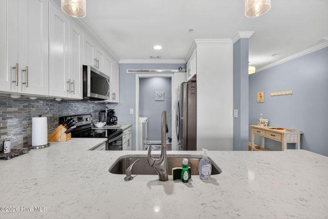 790 New River Inlet Road 201b, N Topsail Beach, NC 28460