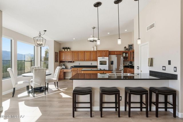 36167 S Boulder Crest Drive, Tucson, AZ 85739