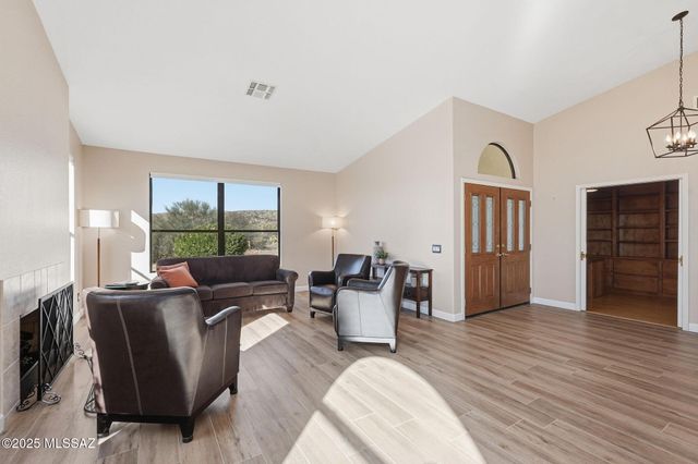 36167 S Boulder Crest Drive, Tucson, AZ 85739