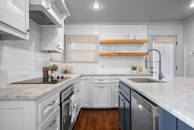 3836 Pershing Avenue, Fort Worth, TX 76107