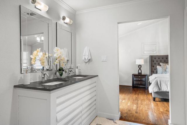 3836 Pershing Avenue, Fort Worth, TX 76107