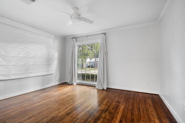 3836 Pershing Avenue, Fort Worth, TX 76107