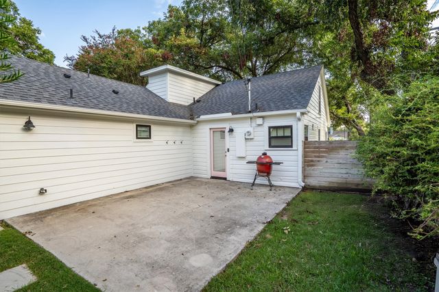 3836 Pershing Avenue, Fort Worth, TX 76107
