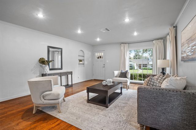 3836 Pershing Avenue, Fort Worth, TX 76107