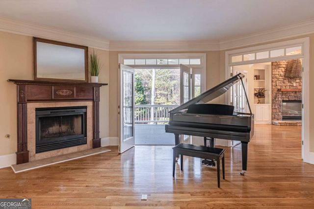 2169 Glenmore Lane, Snellville, GA 30078